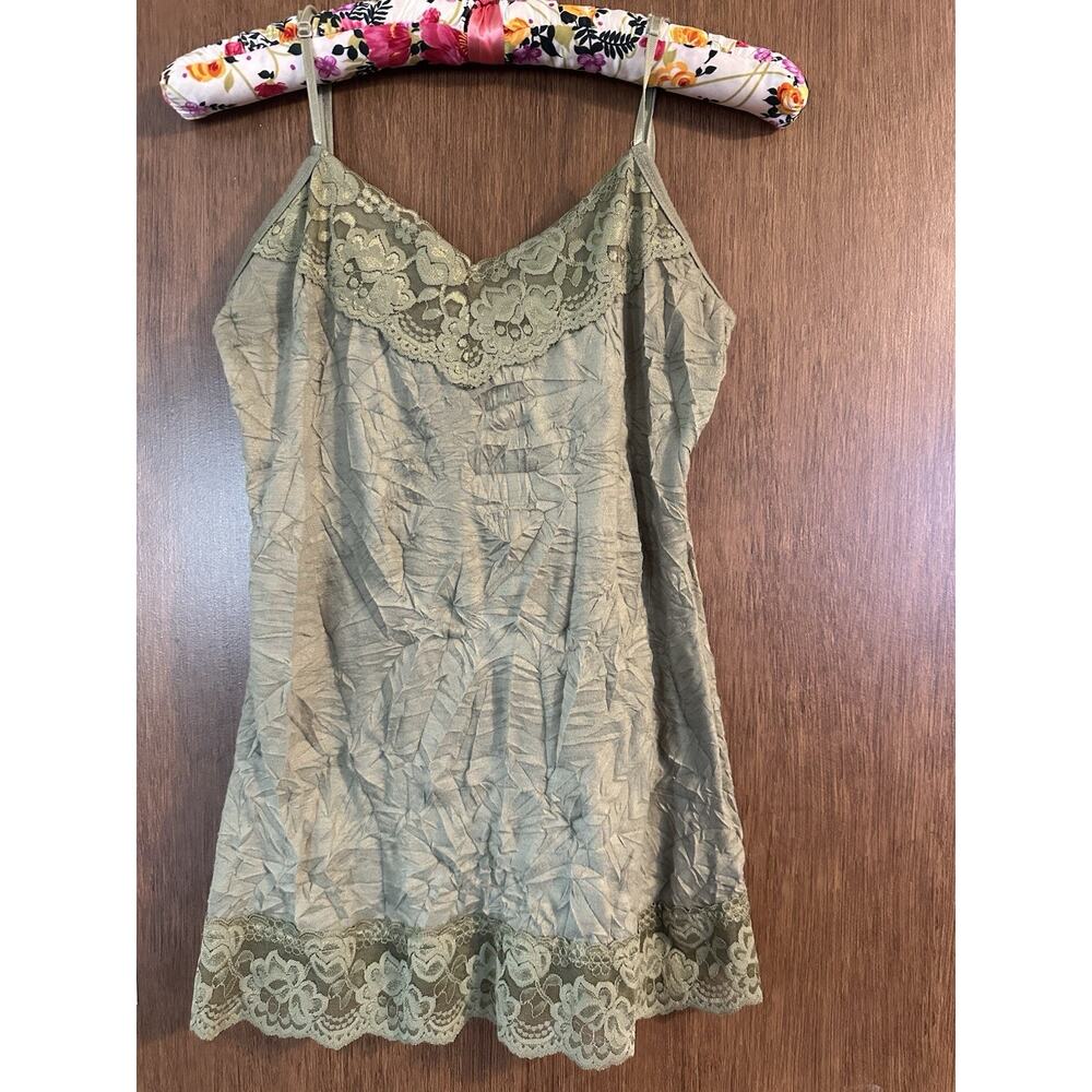 Studio Y Y2K Sage Green Crinkle Tank Top | Fairycore Lace Trim Camisole Medium